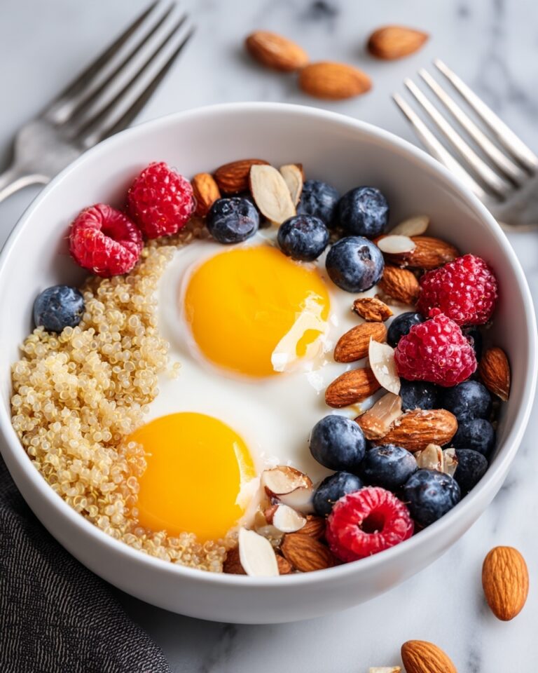 Quinoa Breakfast Bowl with Almonds and Honey Recipe