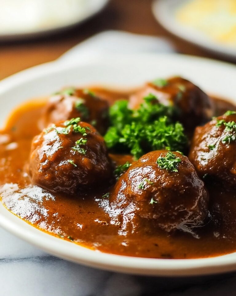 Meatballs and Brown Gravy Recipe